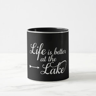 TAZA **LA VIDA ES MEJOR EN EL LAGO** EN ESTE GUAY