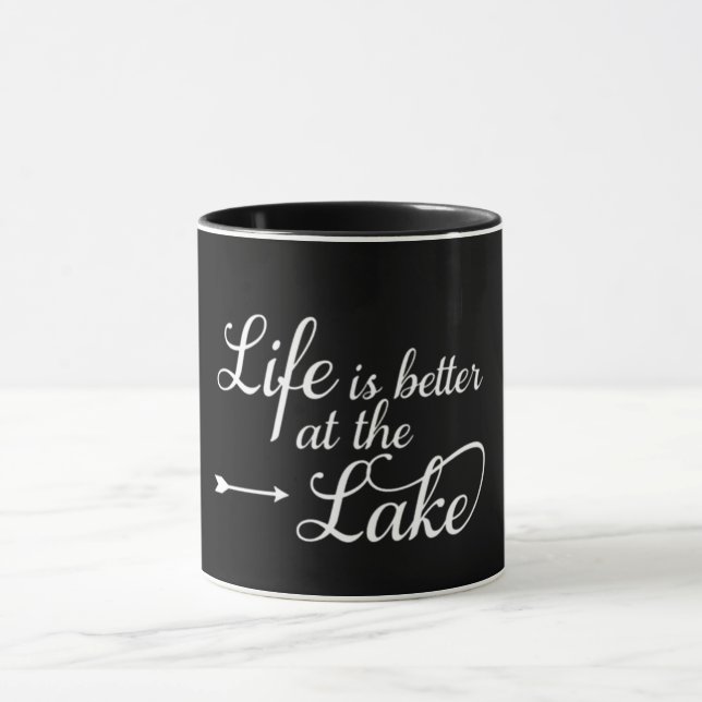 TAZA **LA VIDA ES MEJOR EN EL LAGO** EN ESTE GUAY (Centro)