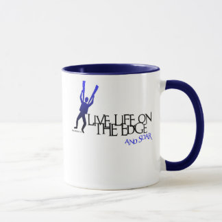 TAZA LA VIDA VIVA EN EL EDGE-AND SE ELEVA