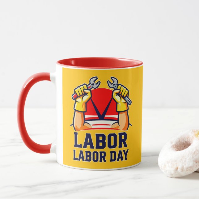 Taza Labor Day Strong Worker Pride Illustration (Con donut)