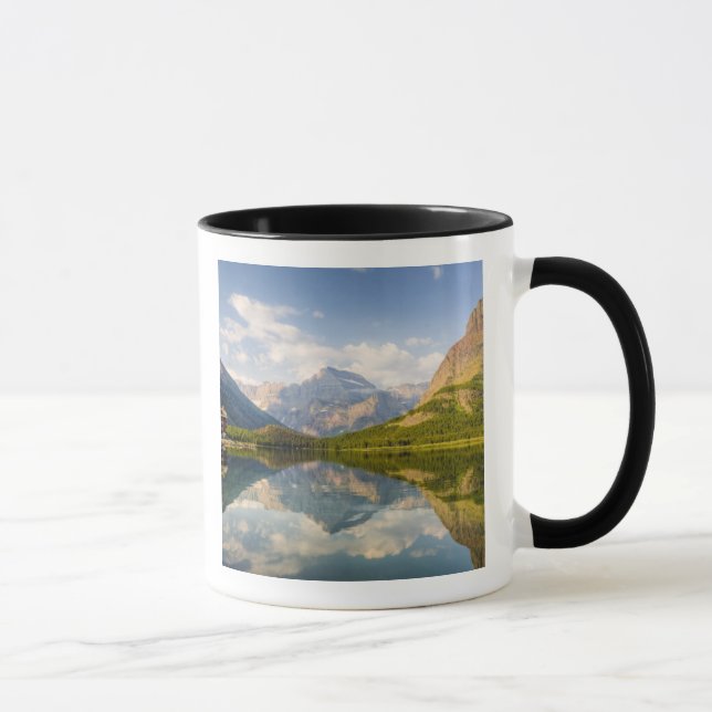 Taza Lago Swiftcurrent con el hotel Many Glacier y (Derecha)