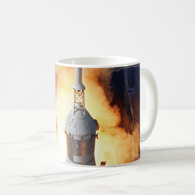 Taza Lanzamiento de cohete Apolo 11 Moon Landing de la  (Anverso derecho)