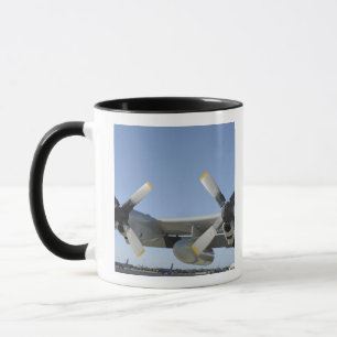 Taza Las alas de un LC-130 Hércules