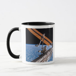 Taza Las alas del panel de Canadarm2 y del arsenal