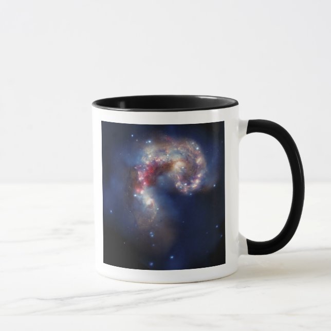 Taza Las galaxias de Antennae (Derecha)