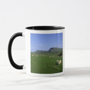 Taza Las montañas Quiraing, Isla de Skye, Tierras Altas
