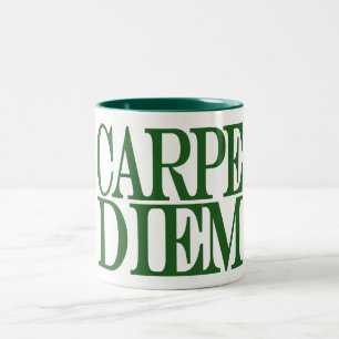 Taza latina de la cita de Carpe Diem