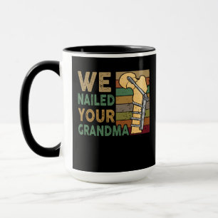 Taza Le hemos dado de baja a su abuela Funny Scrub Tech