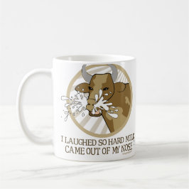 Taza Leche de vaca hacia fuera mi nariz