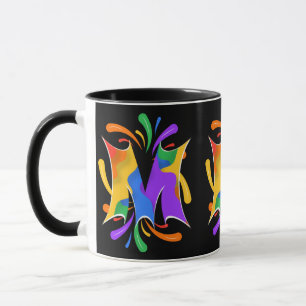 Taza Letra arco iris M monograma resumen