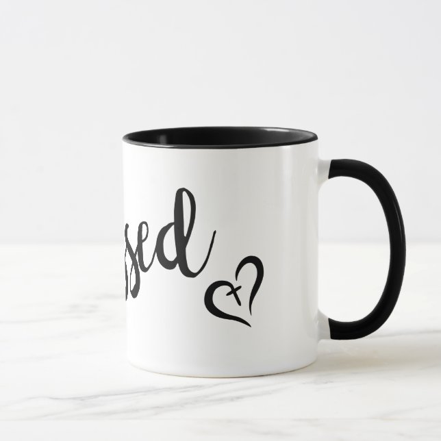 Taza letra de letra script BLESSED bonita | (Derecha)