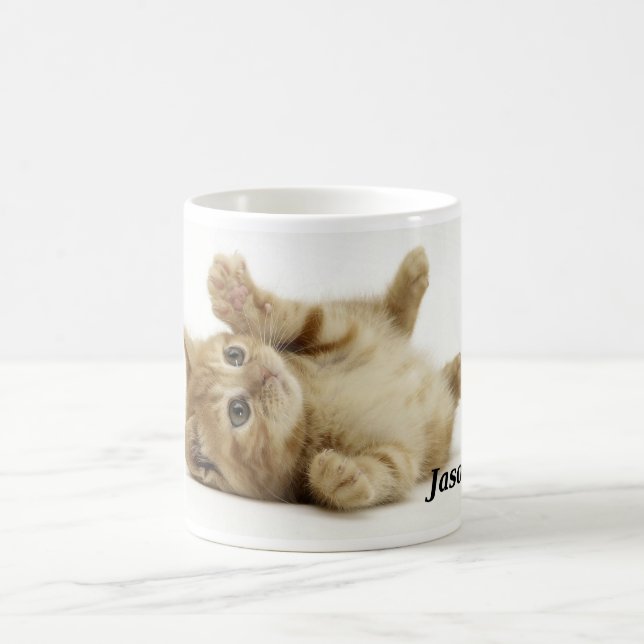 Taza linda del gatito (Centro)