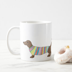 Taza linda del perro de salchicha del perro de la