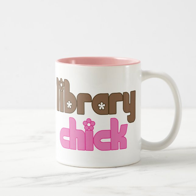 Taza linda del polluelo de la biblioteca (Derecha)