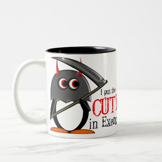 Taza linda malvada del verdugo de Penguin™ (Izquierda)