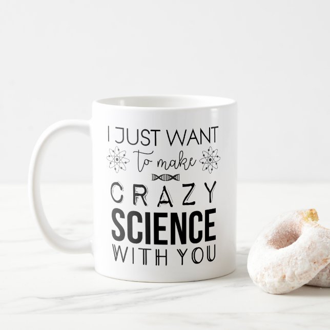 Taza loca negra huérfana de la ciencia (Con donut)