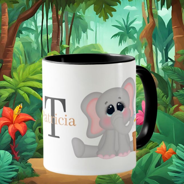 Taza Los amantes del elefante cutáneo añaden monograma (Subido por el creador)