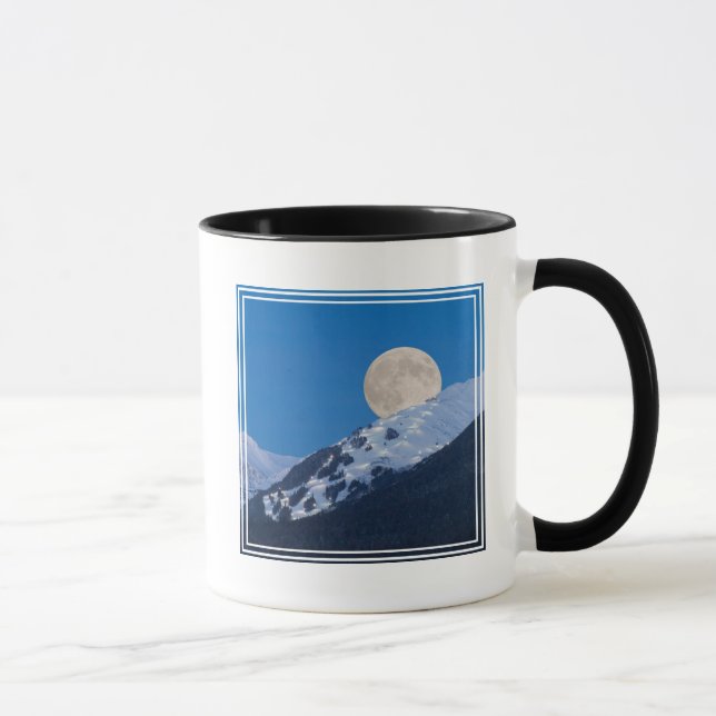 Taza Luna Llena Sobre La Estación De Esquí De Alyeska,  (Derecha)