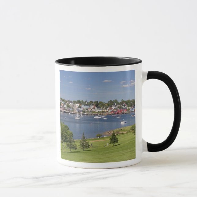 Taza Lunenberg, Nueva Escocia, Canadá. (Derecha)