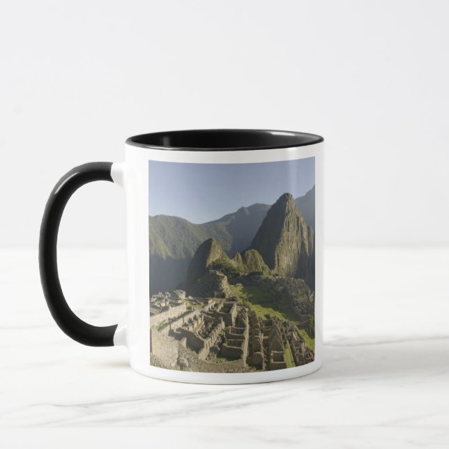 Taza Machu Picchu, ruinas de ciudad inca, Perú. (Izquierda)