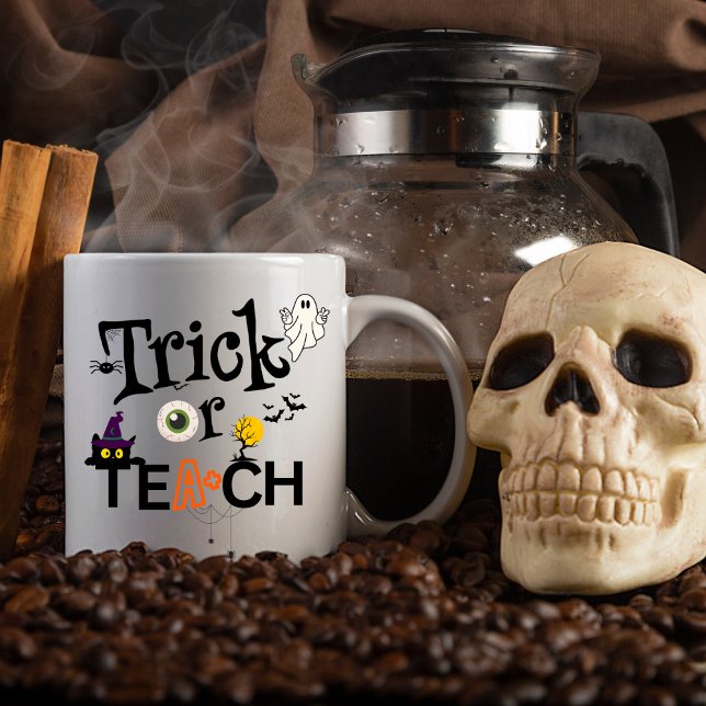 Taza Maestra Halloween Coffee Mugs | Trampa O Enseñanza (Subido por el creador)
