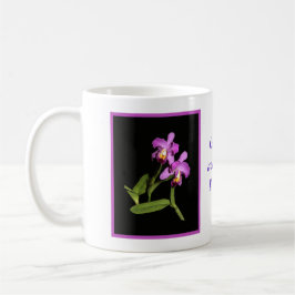 Taza magenta imponente de la orquídea de Cattleya
