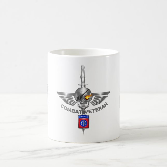Taza Mágica 82.ª División Aérea de Combate a Veteranos Increíb (Centro)