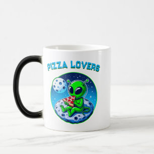 Taza Mágica Alien amante de la pizza en la luna Fun Cosmic