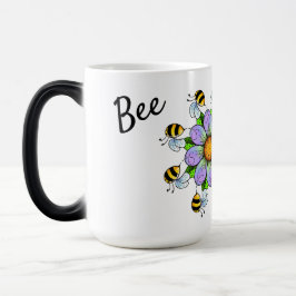 Taza Mágica Bee Magical, flor púrpura y abejas lindas