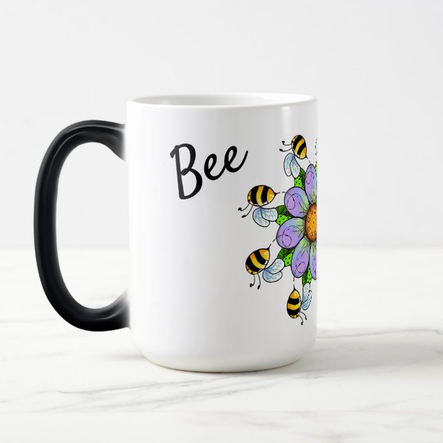 Taza Mágica Bee Magical, flor púrpura y abejas lindas (Izquierda)