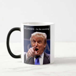 Taza Mágica Café COVFEFE por la mañana