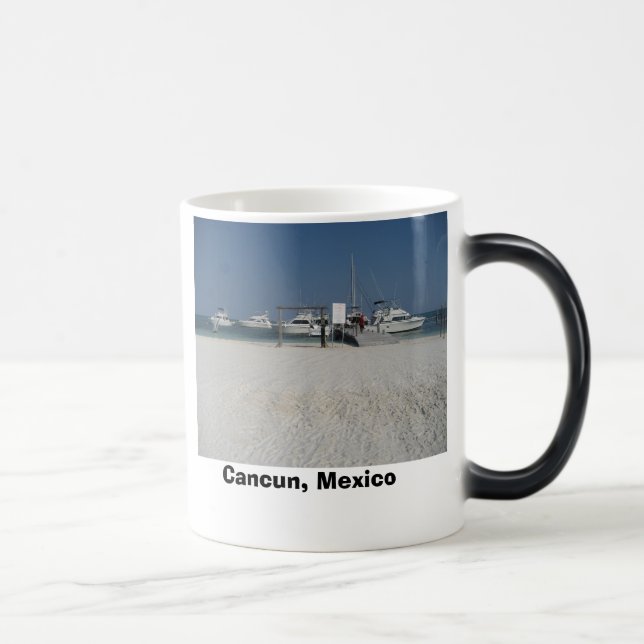 Taza Mágica Cancun, México (Derecha)