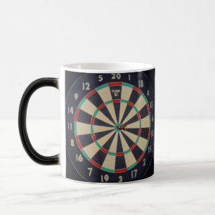 Taza Mágica Cartón Con Dart En Bullseye,