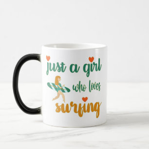 Taza Mágica Cita de verano simple a un chica que ama el surf