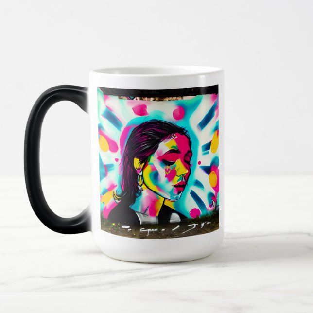 Taza Mágica Cita inspiradora | Mujer graffiti (Izquierda)