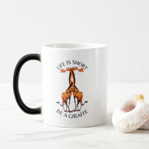 Coffee Mug Life es diseño breve de jirafa