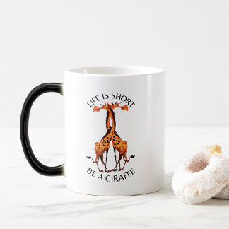 Taza Mágica Coffee Mug Life es diseño breve de jirafa