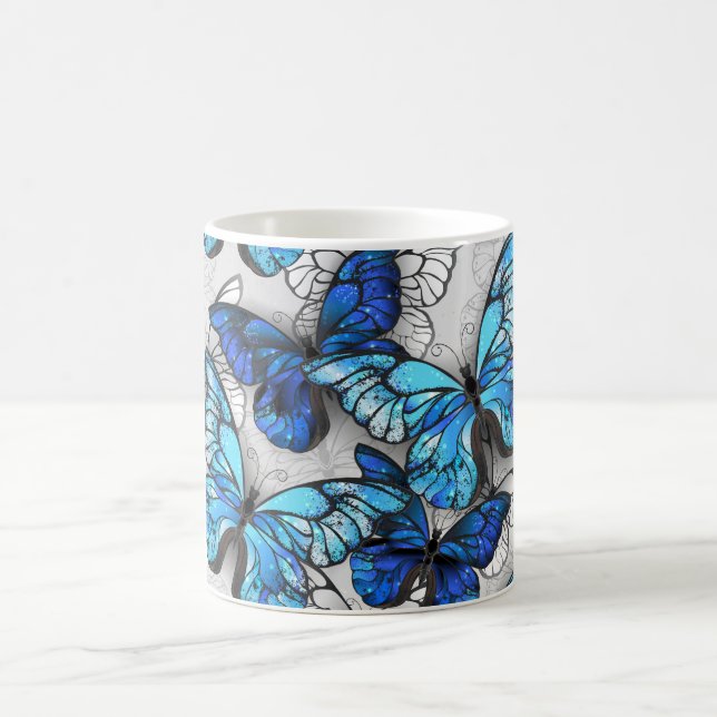 Taza Mágica Composición de las mariposas blancas y azules (Centro)