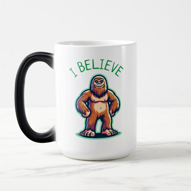 Taza Mágica Creo que Sasquatch Bigfoot (Izquierda)
