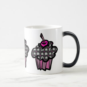 Taza Mágica cupcake de cráneo gótico con huesos cruzados