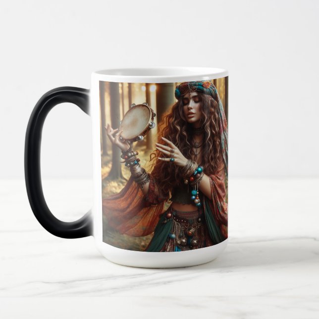 Taza Mágica dama gitana (Izquierda)