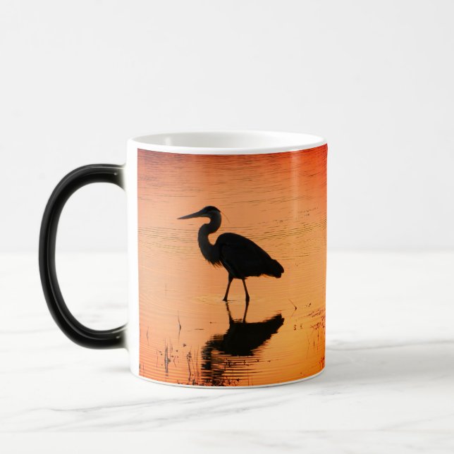 Taza Mágica de Garza al Amanecer (Izquierda)
