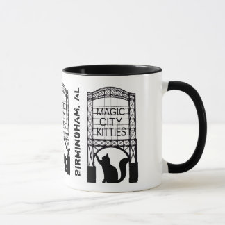 Taza mágica del campanero de los gatitos de la