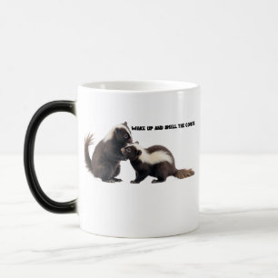 TAZA MÁGICA DESPIERTA Y HUELE EL CAFÉ