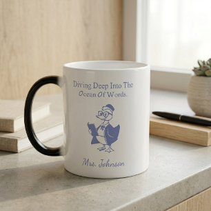 Taza Mágica Diseño de amante de libros profundizando en el océ