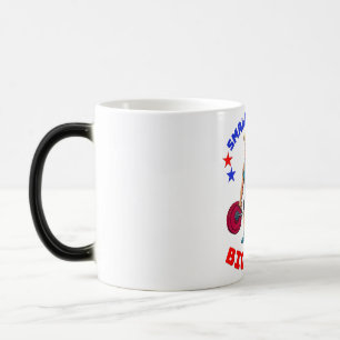 TAZA MÁGICA DONALD TRUMP- MANOS PEQUEÑAS, GRANDES ARMAS