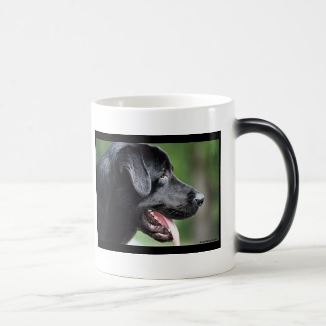 Taza Mágica El Labrador negro (Derecha)