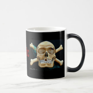 Taza Mágica "El nuevo hogar de la viuda negra "