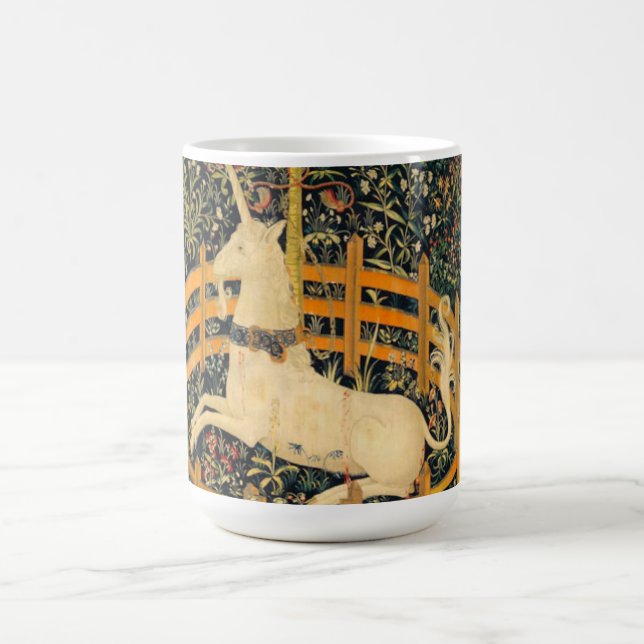 Taza Mágica El unicornio en cautiverio (Centro)