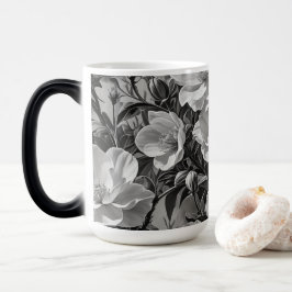 Taza Mágica Escala de grises de pintura al óleo de flores
